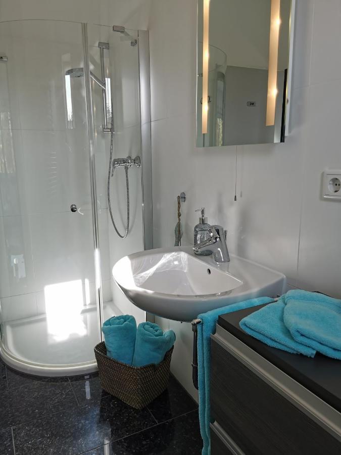 Bahnhof Loft & Apartment