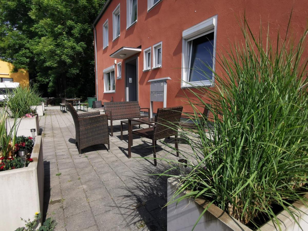 Bahnhof Loft & Apartment *